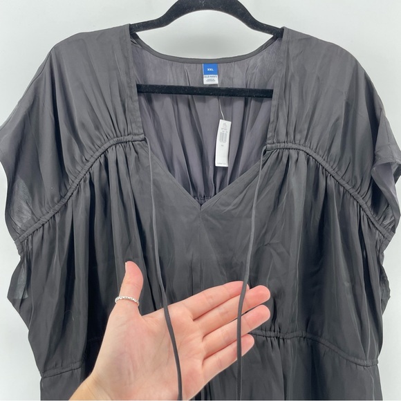 NEW Old Navy Waist Defined Satin Shirred Tie-Front Blouse Black V-Neck XXL - Picture 5 of 9